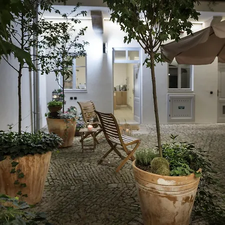4 Trees By Adrez Apartment *