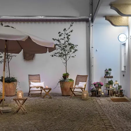 4 Trees By Adrez Apartment *