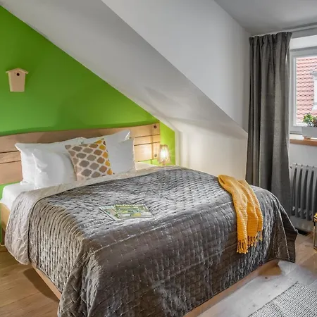 4 Trees By Adrez * Prague