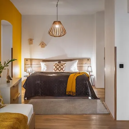 4 Trees By Adrez Apartment *
