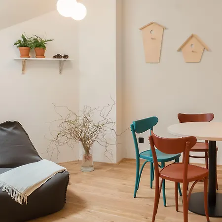 4 Trees By Adrez Lejlighed