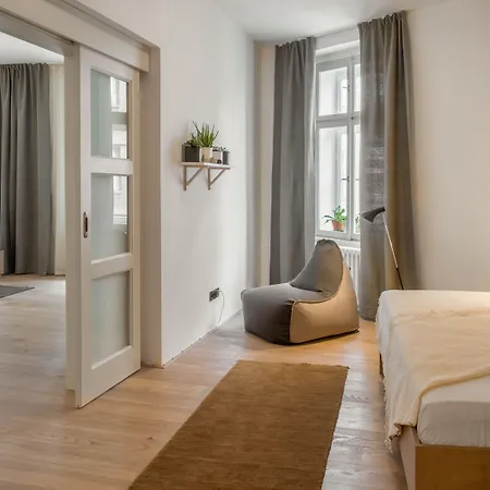 Lejlighed 4 Trees By Adrez Prag