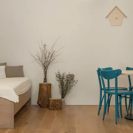 4 Trees By Adrez Lejlighed *