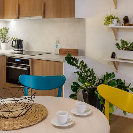 4 Trees By Adrez Apartamento Praga