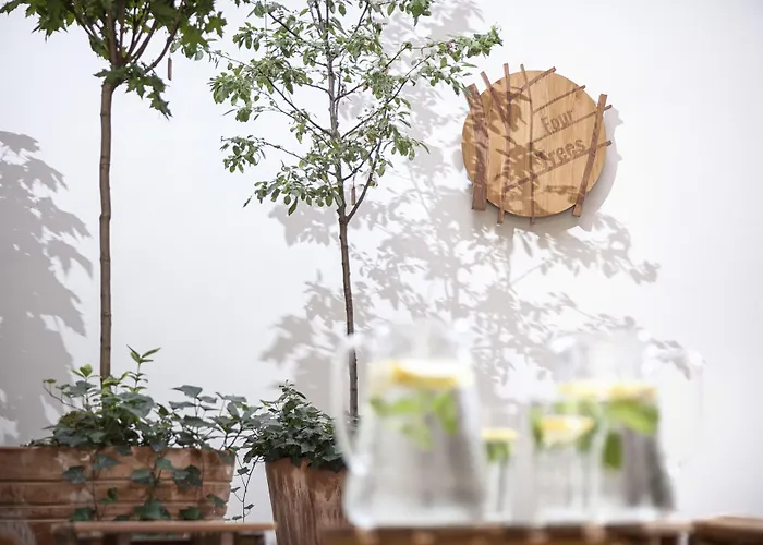 4 Trees By Adrez Praha