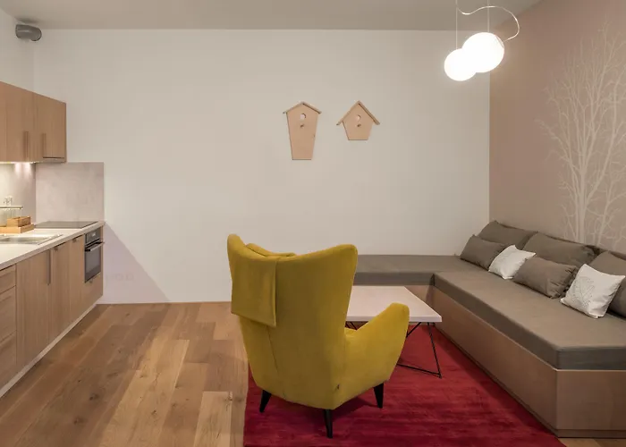 4 Trees By Adrez Apartmán