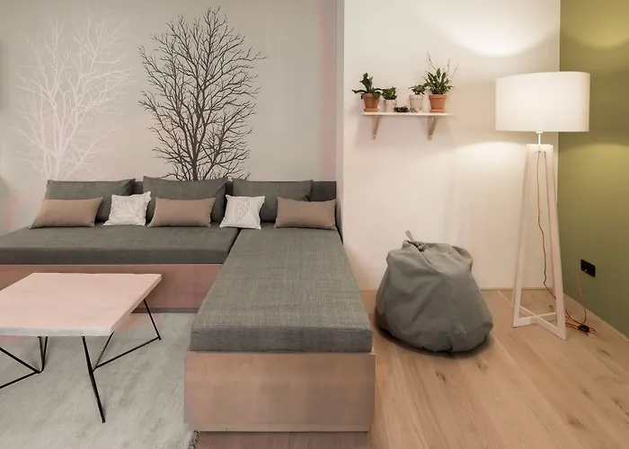 4 Trees By Adrez 公寓