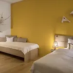 Apartment 4 Trees By Adrez *