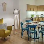 Apartment 4 Trees By Adrez *