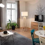 4 Trees By Adrez Apartment