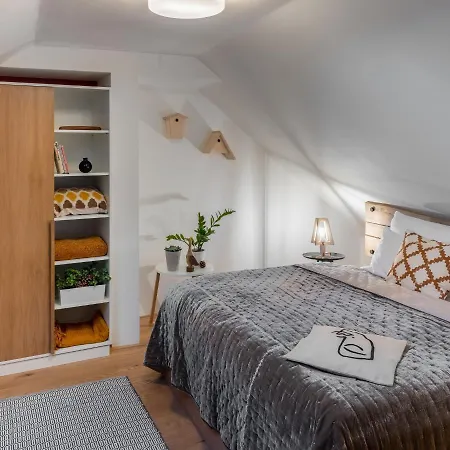 Appartement 4 Trees By Adrez Praag